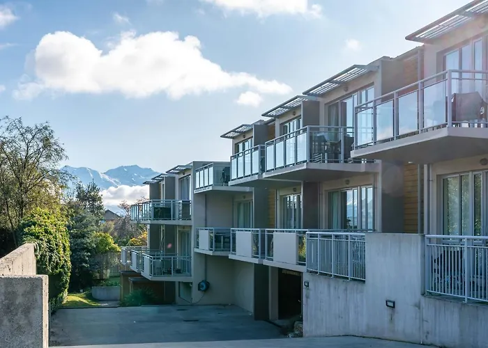 Luxury 205 Wanaka