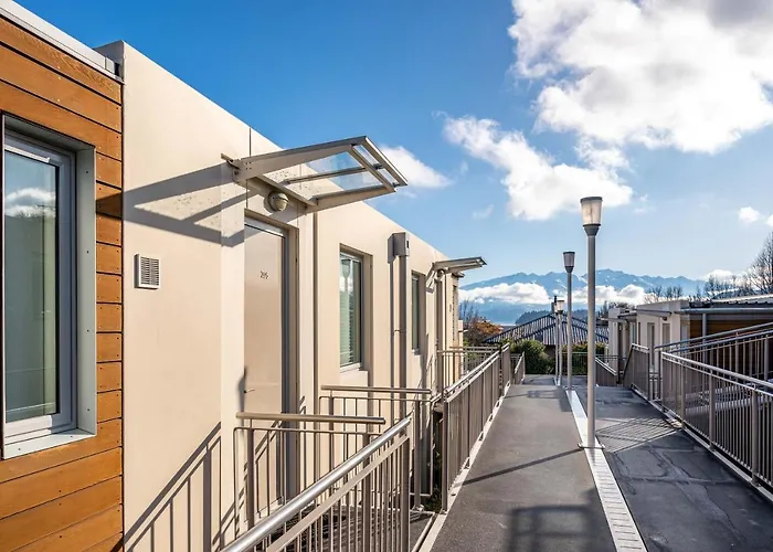 Luxury 205 Wanaka