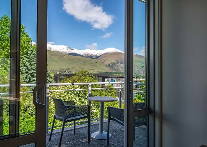 Luxury 205 * Wanaka